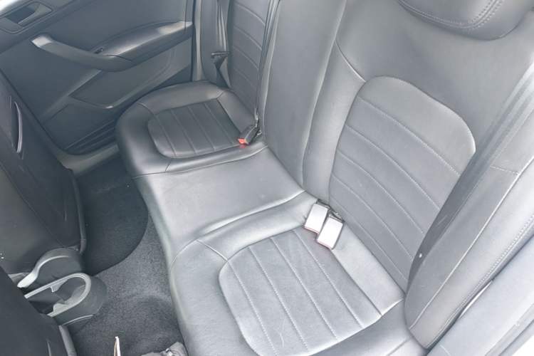 Used Volkswagen Santana 2019 1.5L Manual Fashion Edition China VI Standard Left Rear Seat