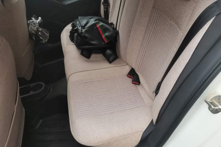 Used Volkswagen Santana 2019 1.5L Manual Fashion Edition China VI Standard Left Rear Seat
