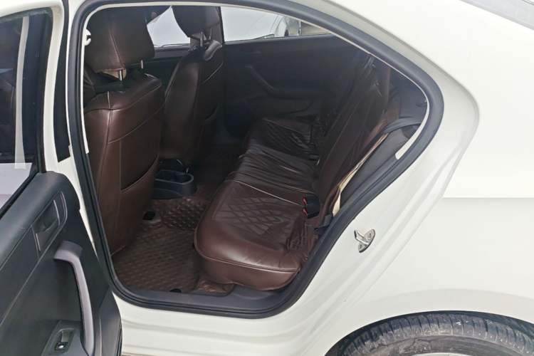 Used Volkswagen Santana 2019 1.5L Automatic Fashion Edition China VI Left Rear Seat