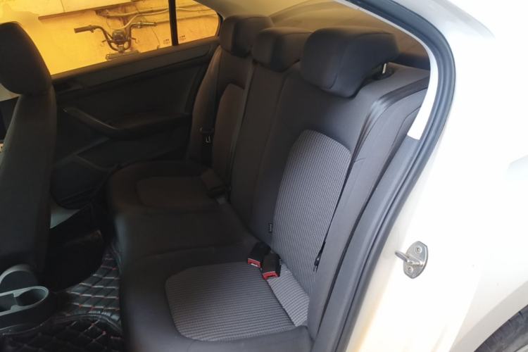 Used Volkswagen Santana 2019 1.5L Manual Fashion Edition China VI Standard Left Rear Seat