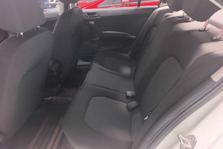Used Volkswagen Santana 2019 1.5L Automatic Fashion Edition China VI Left Rear Seat
