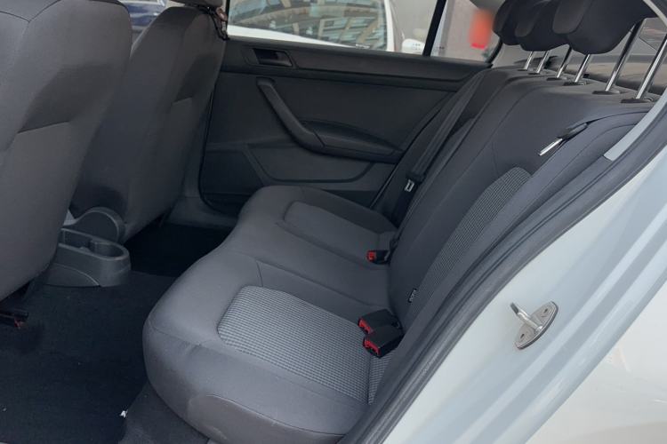 Used Volkswagen Santana 2019 1.5L Automatic Fashion Edition China VI Left Rear Seat
