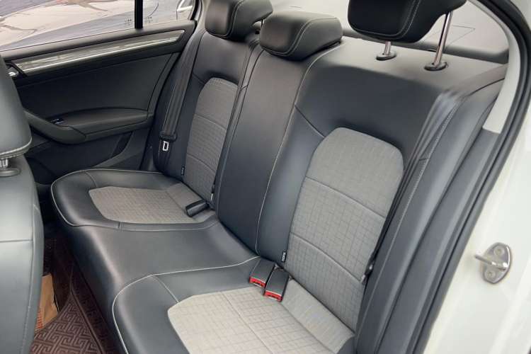 Used Volkswagen Santana 2019 1.5L Automatic Comfort Edition China VI Standard Left Rear Seat