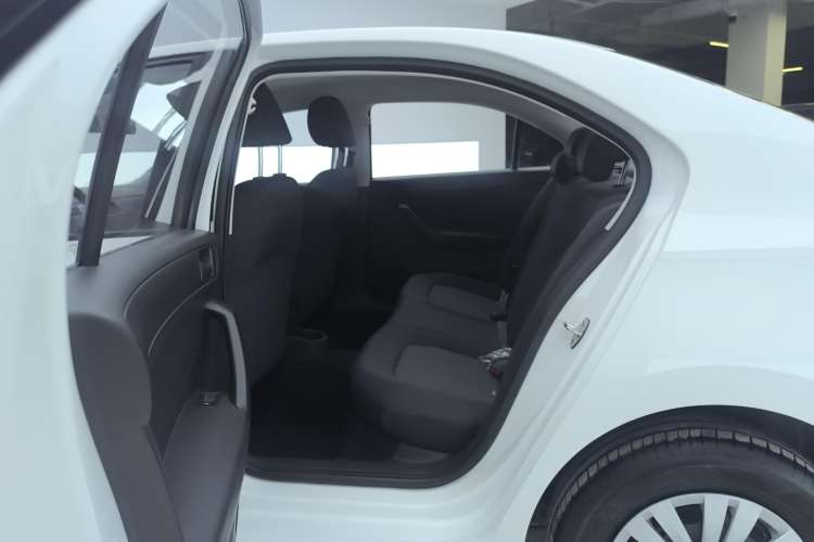 Used Volkswagen Santana 2019 1.5L Automatic Fashion Edition China VI Left Rear Seat