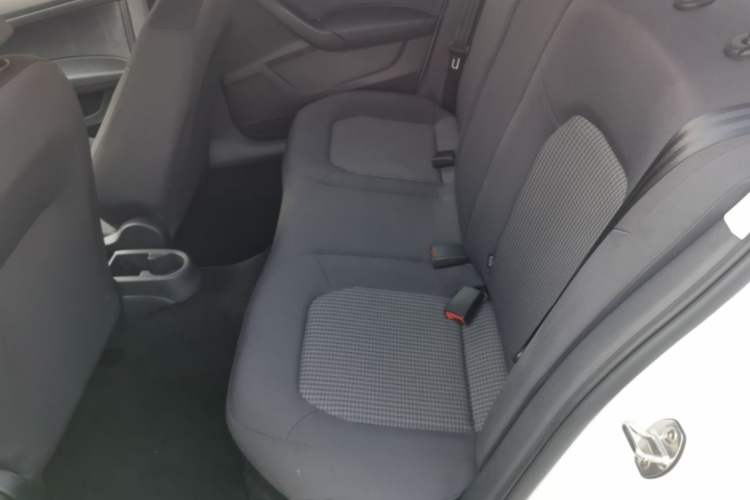 Used Volkswagen Santana 2019 1.5L Automatic Fashion Edition China VI Left Rear Seat