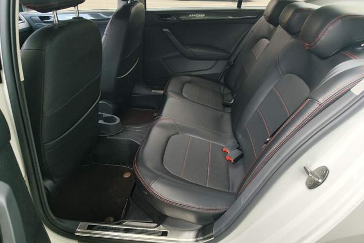 Used Volkswagen Santana 2019 1.5L Manual Fashion Edition China VI Standard Left Rear Seat