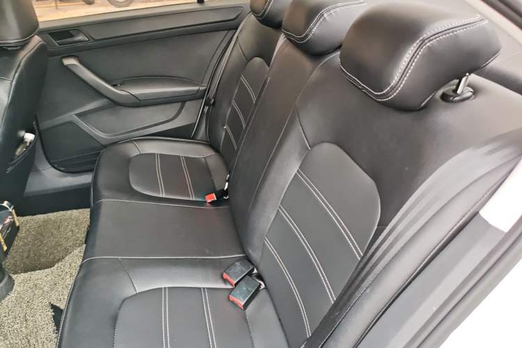 Used Volkswagen Santana 2019 1.5L Automatic Fashion Edition China VI Left Rear Seat