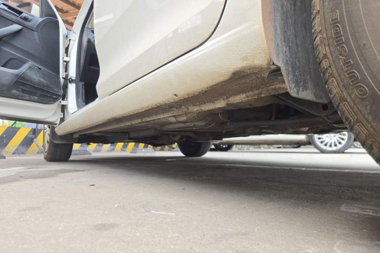 Used Volkswagen Santana 2019 1.5L Automatic Fashion Edition China VI Left Side Sill