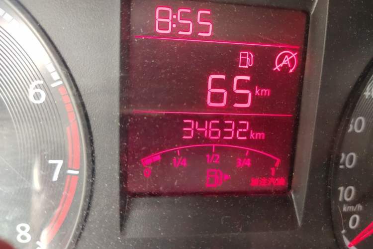 Used Volkswagen Santana 2019 1.5L Manual Fashion Edition China VI Standard Odometer Close Up