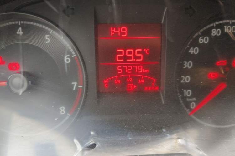 Used Volkswagen Santana 2019 1.5L Manual Fashion Edition China VI Standard Odometer Close Up