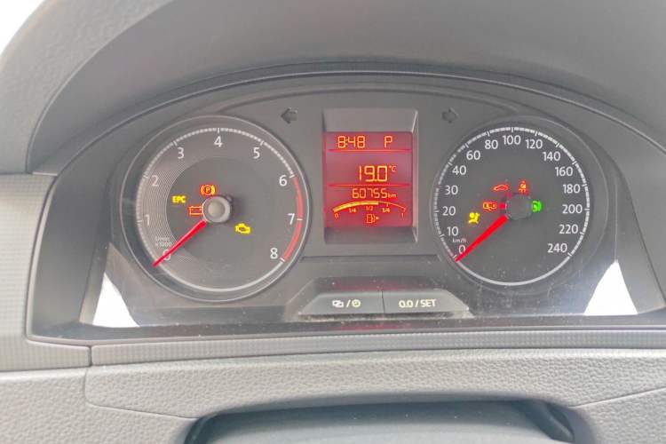 Used Volkswagen Santana 2019 1.5L Automatic Fashion Edition China VI Odometer Close Up