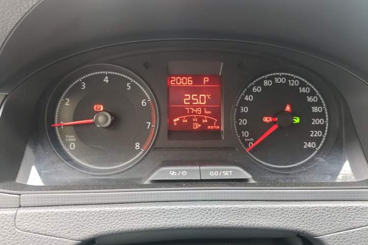 Used Volkswagen Santana 2019 1.5L Automatic Fashion Edition China VI Odometer Close Up