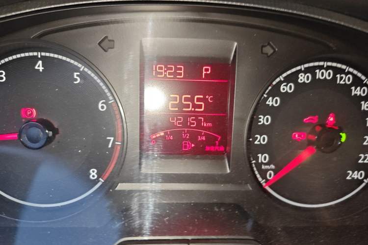 Used Volkswagen Santana 2019 1.5L Automatic Fashion Edition China VI Odometer Close Up