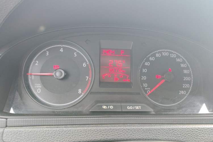 Used Volkswagen Santana 2019 1.5L Automatic Fashion Edition China VI Odometer Close Up