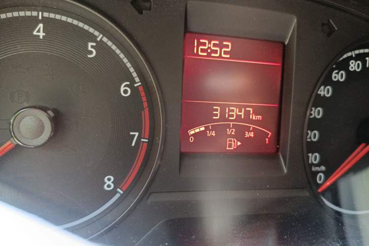 Used Volkswagen Santana 2019 1.5L Automatic Fashion Edition China VI Odometer Close Up