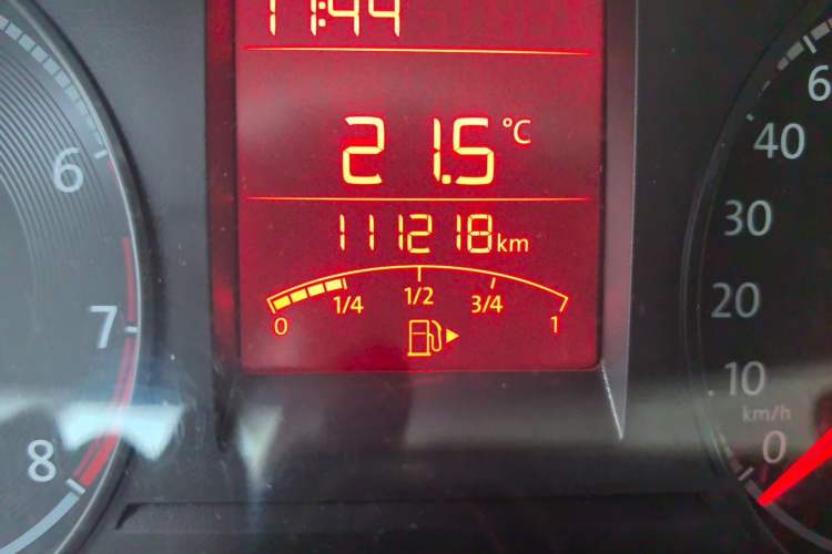 Used Volkswagen Santana 2019 1.5L Manual Fashion Edition China VI Standard Odometer Close Up