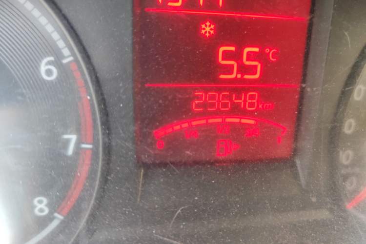 Used Volkswagen Santana 2019 1.5L Manual Fashion Edition China VI Standard Odometer Close Up