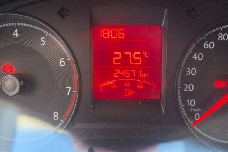 Used Volkswagen Santana 2019 1.5L Manual Fashion Edition China V Standard Odometer Close Up
