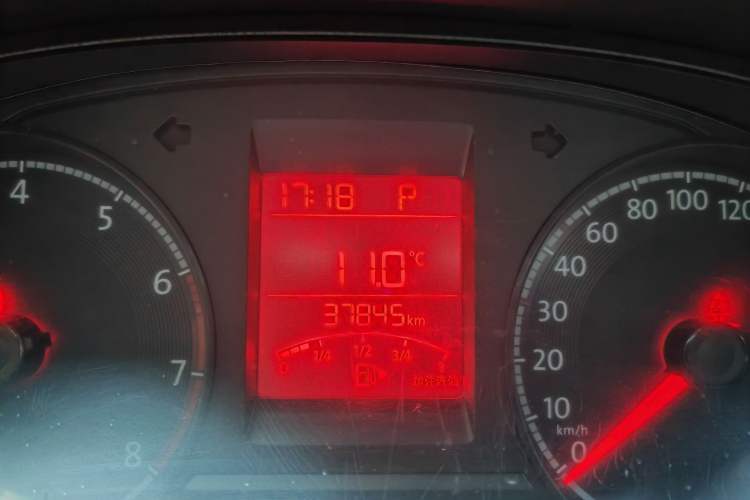 Used Volkswagen Santana 2019 1.5L Automatic Fashion Edition China VI Odometer Close Up