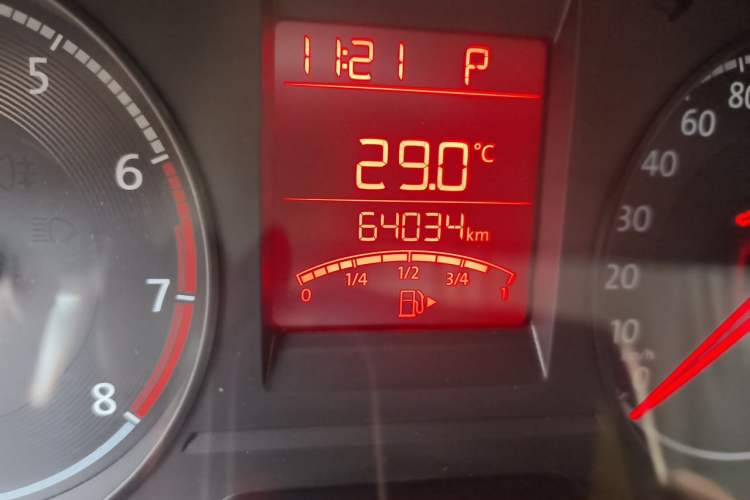 Used Volkswagen Santana 2019 1.5L Automatic Fashion Edition China VI Odometer Close Up