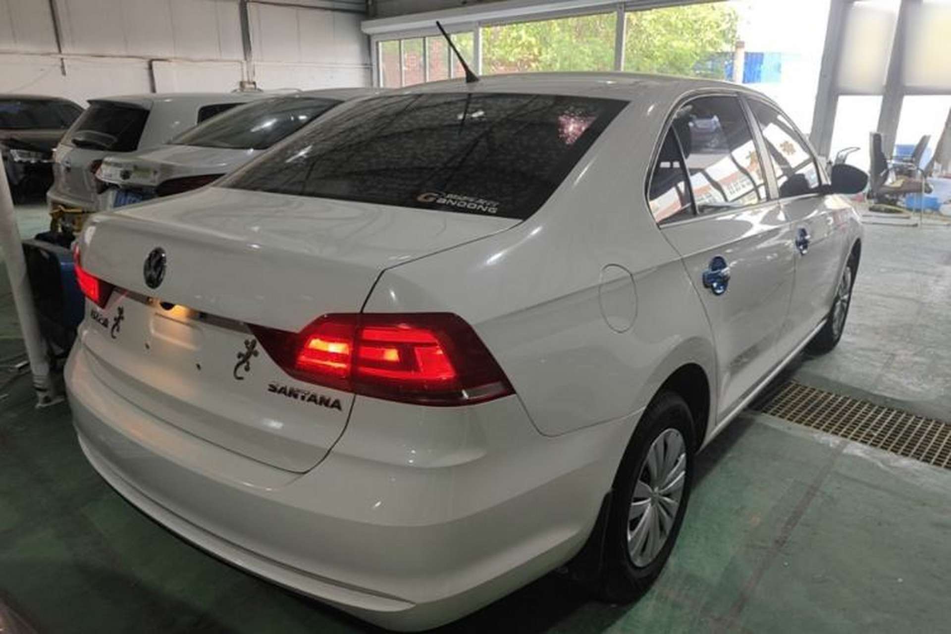 Used Volkswagen Santana 2019 1.5L Manual Fashion Edition China VI Standard Rear Right 45 Deg