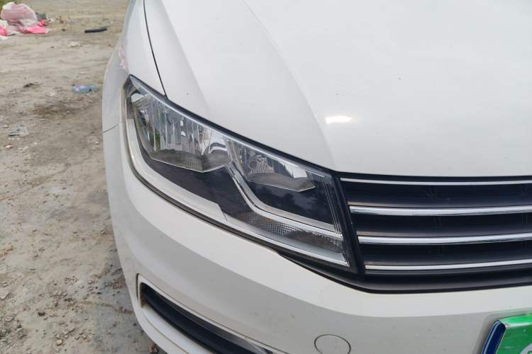 Used Volkswagen Santana 2019 1.5L Manual Comfort Edition China VI Standard Right Front Headlight