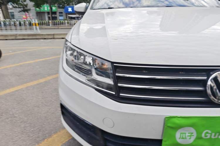 Used Volkswagen Santana 2019 1.5L Automatic Fashion Edition China VI Right Front Headlight