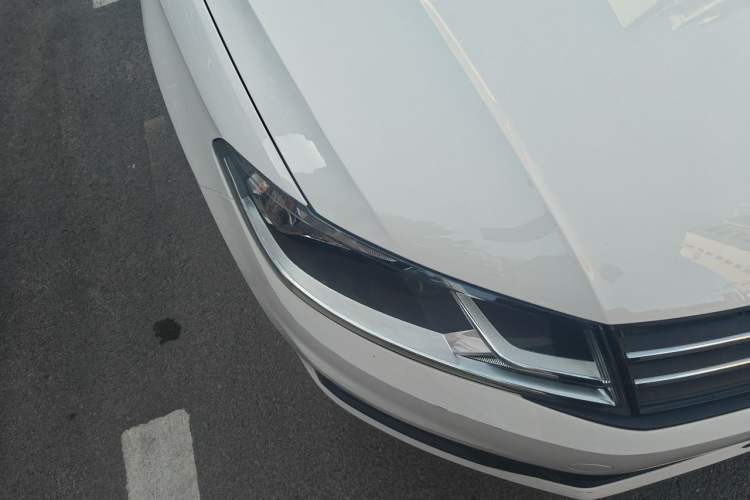 Used Volkswagen Santana 2019 1.5L Automatic Fashion Edition China VI Right Front Headlight
