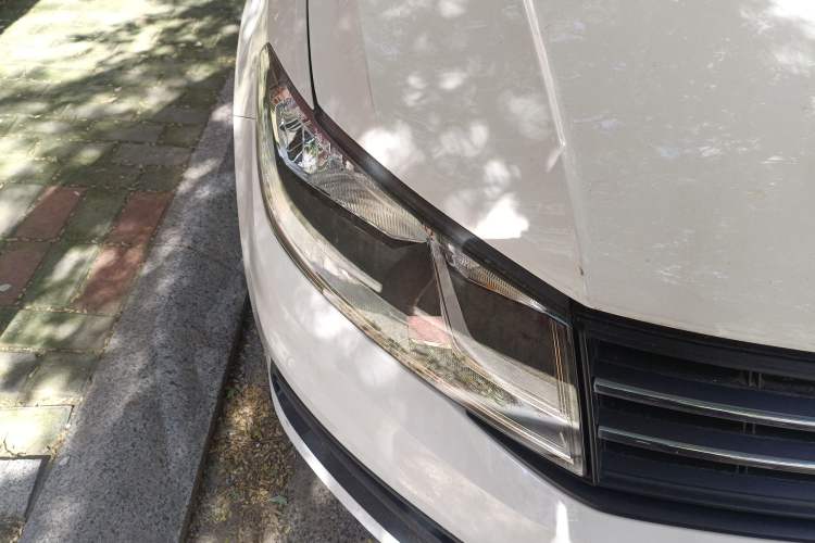 Used Volkswagen Santana 2019 1.5L Automatic Fashion Edition China VI Right Front Headlight