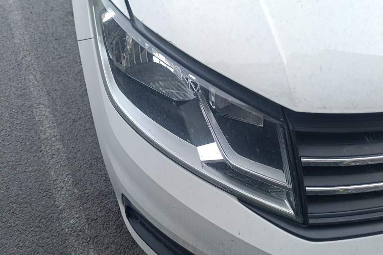 Used Volkswagen Santana 2019 HaoNa 1.5L Manual Fashion Edition China VI Standard Right Front Headlight