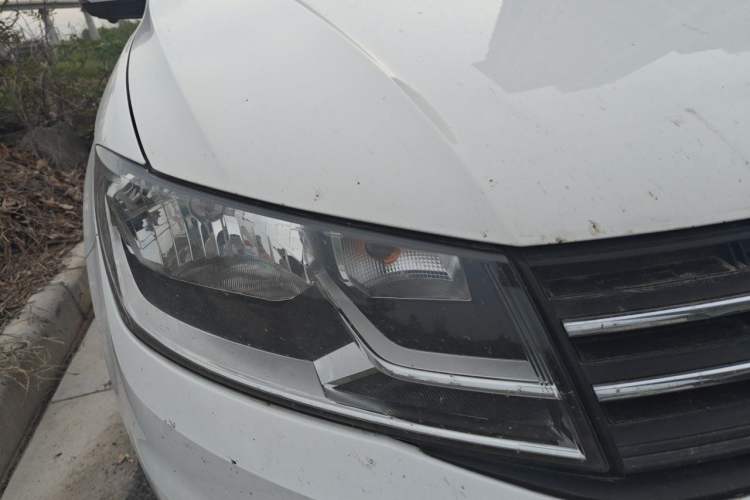 Used Volkswagen Santana 2019 1.5L Automatic Fashion Edition China VI Right Front Headlight