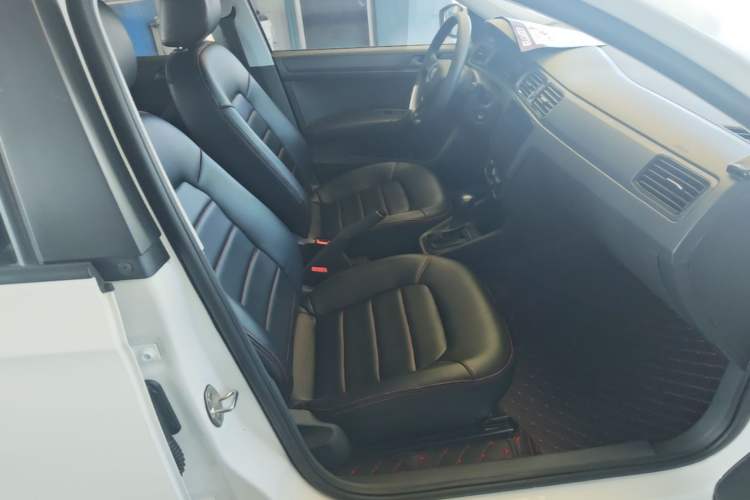 Used Volkswagen Santana 2019 1.5L Automatic Fashion Edition China VI Right Front Seat