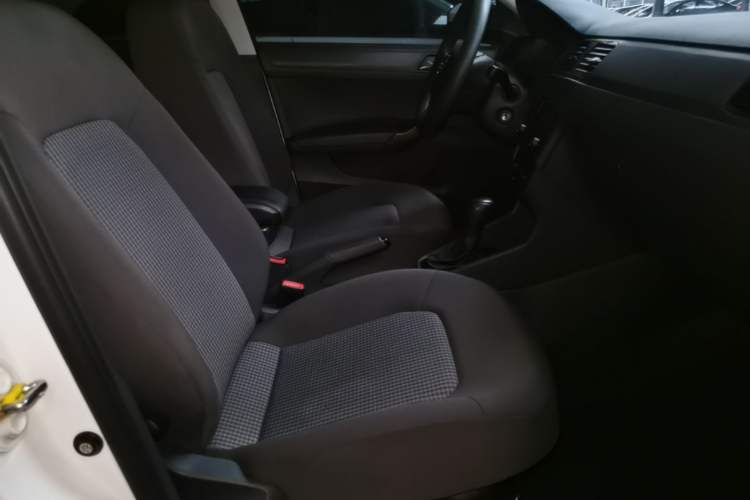 Used Volkswagen Santana 2019 1.5L Automatic Fashion Edition China VI Right Front Seat