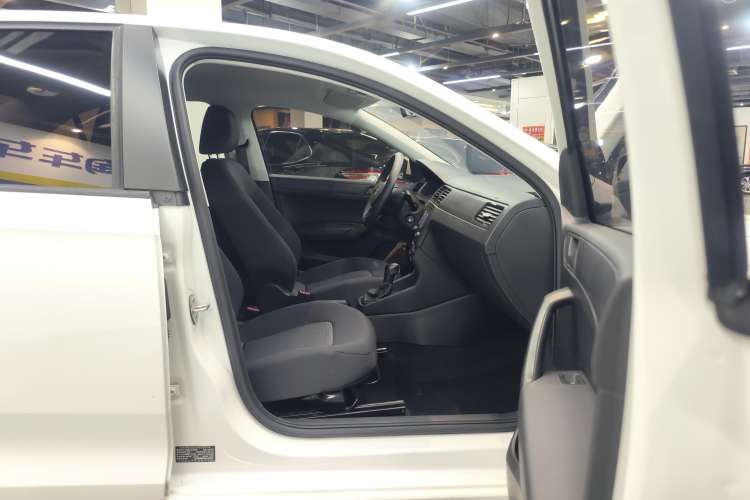 Used Volkswagen Santana 2019 1.5L Automatic Fashion Edition China VI Right Front Seat