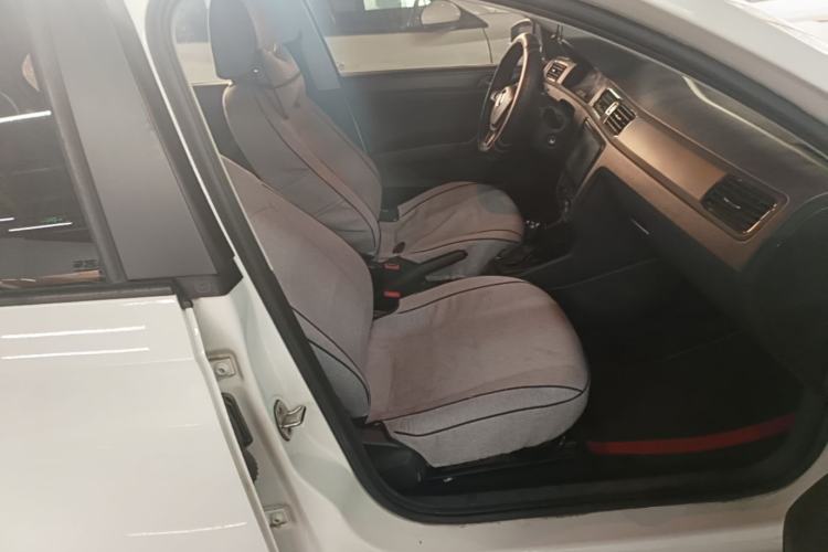 Used Volkswagen Santana 2019 1.5L Automatic Fashion Edition China VI Right Front Seat