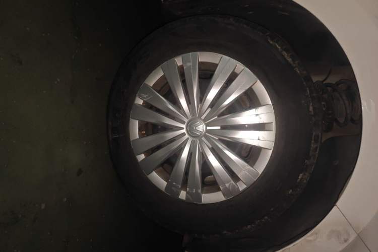 Used Volkswagen Santana 2019 1.5L Automatic Fashion Edition China VI Right Front Wheel Hub