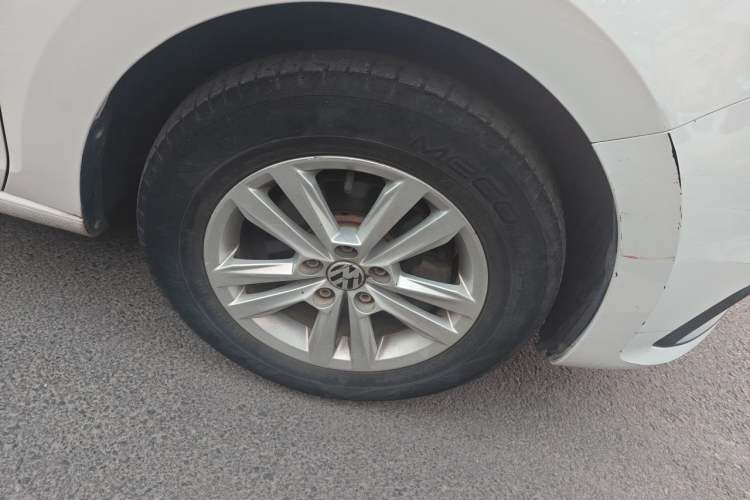 Used Volkswagen Santana 2019 1.5L Automatic Fashion Edition China VI Right Front Wheel Hub