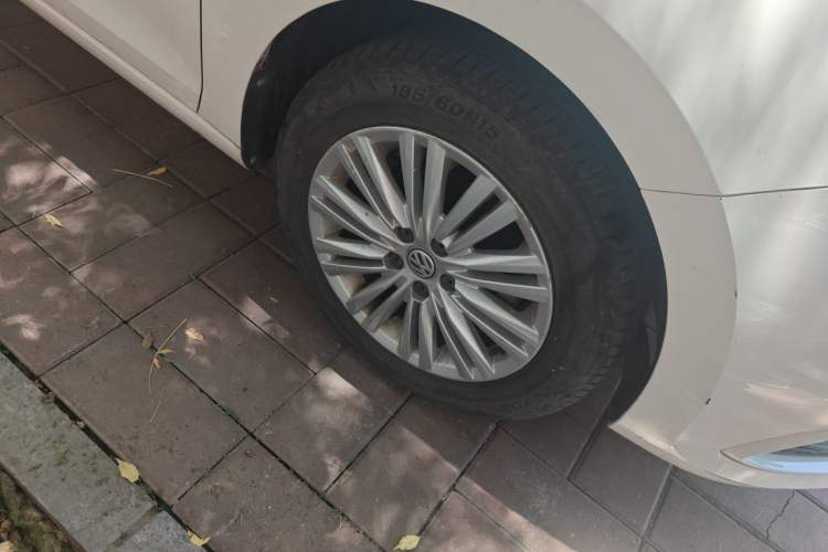 Used Volkswagen Santana 2019 1.5L Automatic Comfort Edition China VI Standard Right Front Wheel Hub