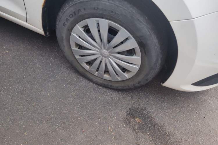 Used Volkswagen Santana 2019 1.5L Manual Fashion Edition China VI Standard Right Front Wheel Hub