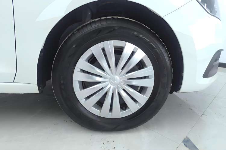 Used Volkswagen Santana 2019 1.5L Automatic Fashion Edition China VI Right Front Wheel Hub