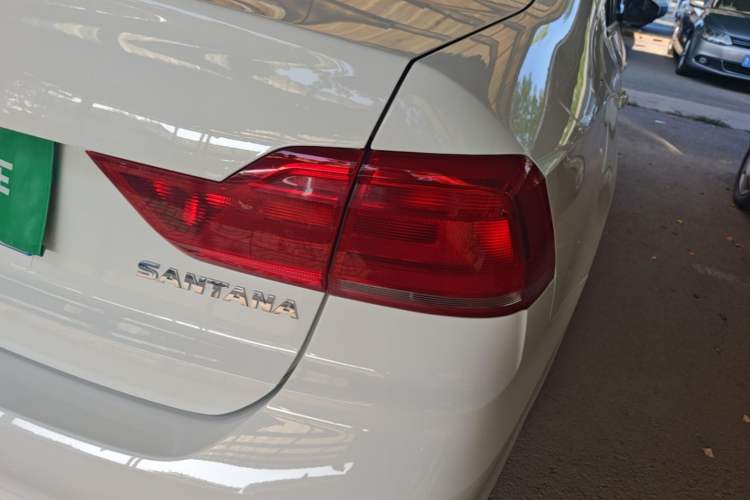 Used Volkswagen Santana 2019 1.5L Automatic Fashion Edition China VI Right Rear Taillight