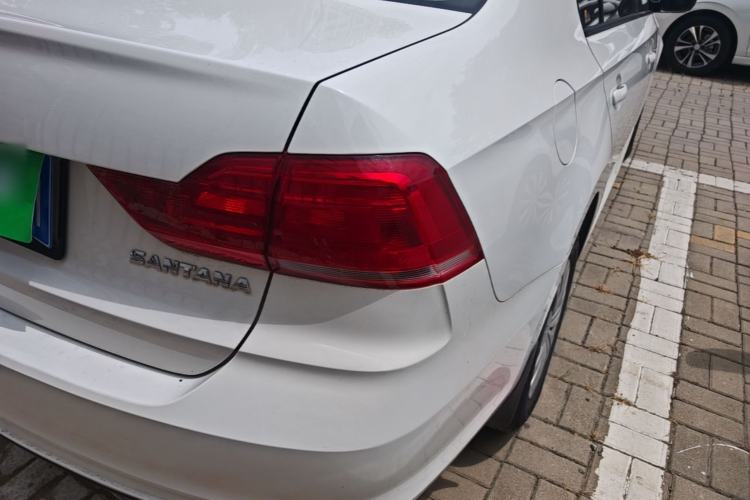 Used Volkswagen Santana 2019 1.5L Manual Fashion Edition China VI Standard Right Rear Taillight