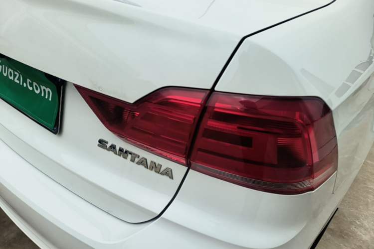 Used Volkswagen Santana 2019 1.5L Manual Fashion Edition China VI Standard Right Rear Taillight