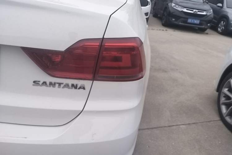 Used Volkswagen Santana 2019 1.5L Automatic Fashion Edition China VI Right Rear Taillight