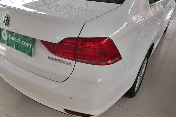 Used Volkswagen Santana 2019 1.5L Automatic Comfort Edition China VI Standard Right Rear Taillight