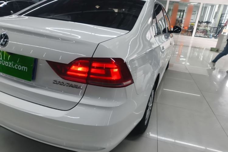 Used Volkswagen Santana 2019 1.5L Manual Fashion Edition China VI Standard Right Rear Taillight