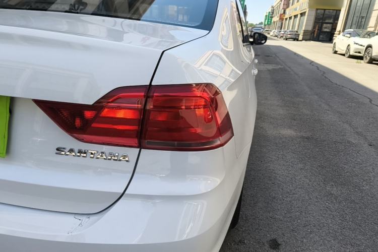Used Volkswagen Santana 2019 1.5L Manual Fashion Edition China VI Standard Right Rear Taillight