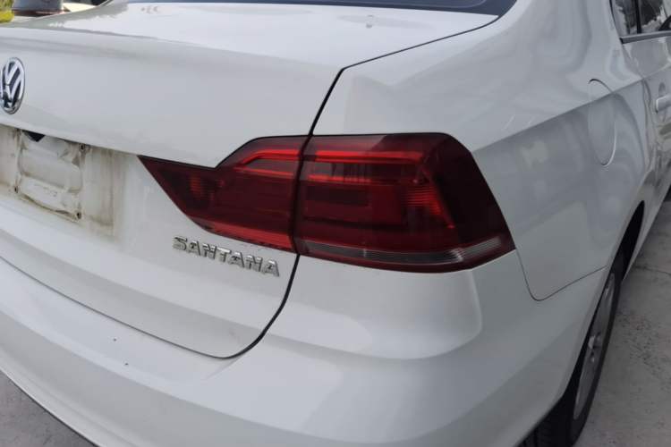 Used Volkswagen Santana 2019 1.5L Automatic Fashion Edition China VI Right Rear Taillight