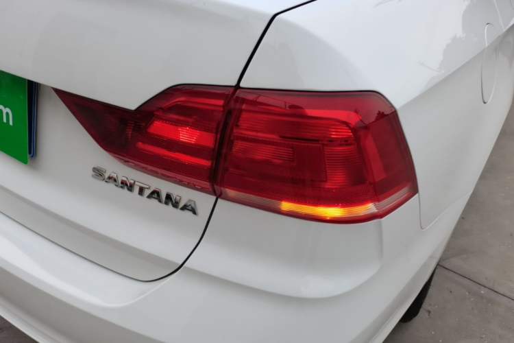 Used Volkswagen Santana 2019 1.5L Manual Fashion Edition China VI Standard Right Rear Taillight