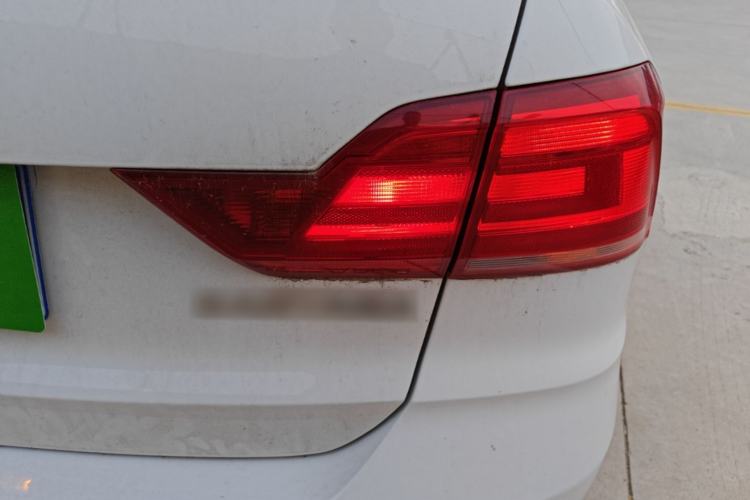 Used Volkswagen Santana 2019 1.5L Automatic Fashion Edition China VI Right Rear Taillight